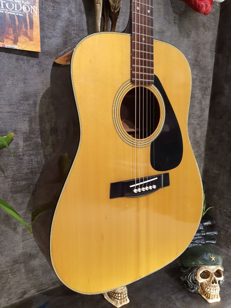 Yamaha FG 151B