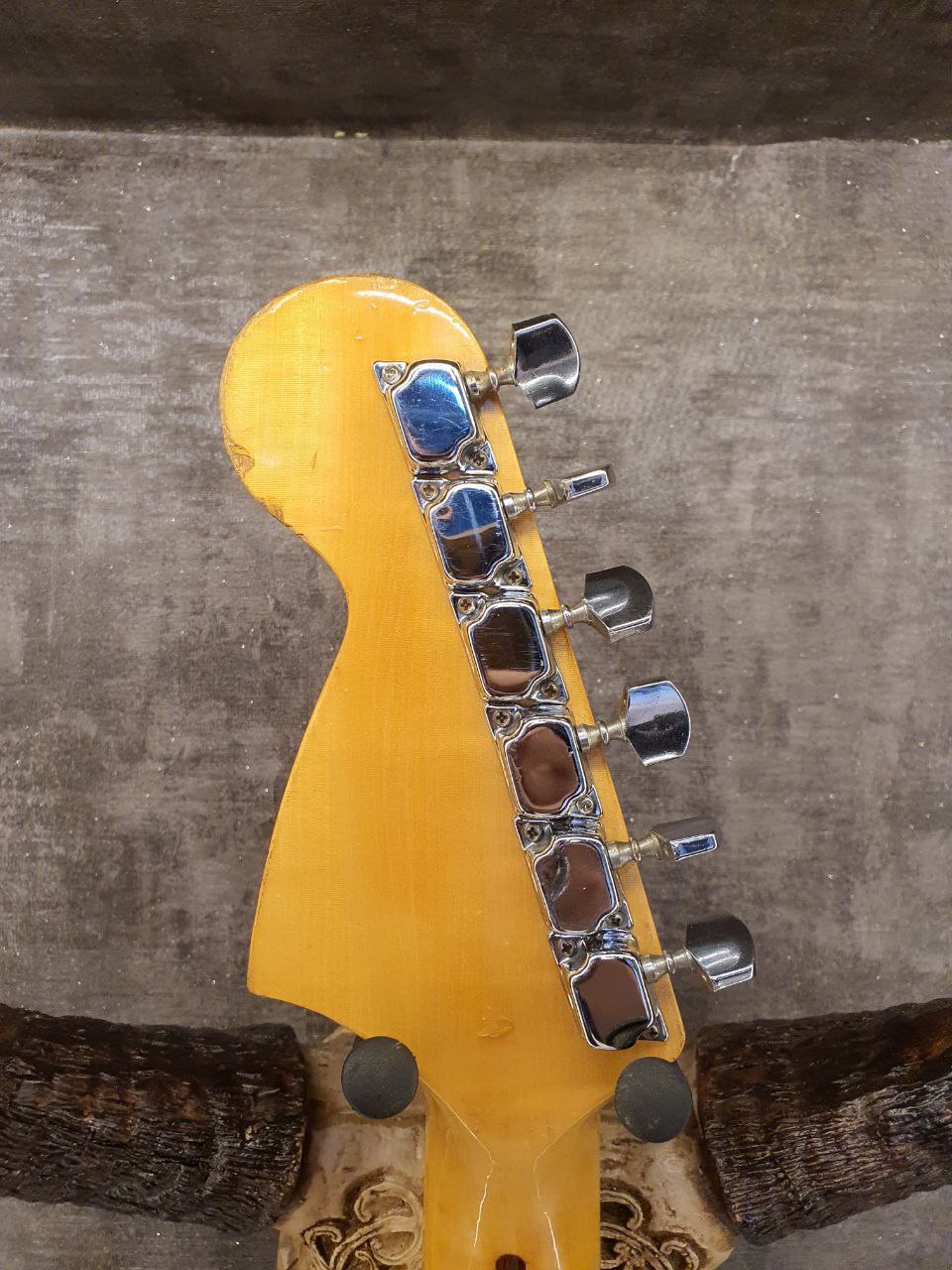 Eikosha Stratocaster